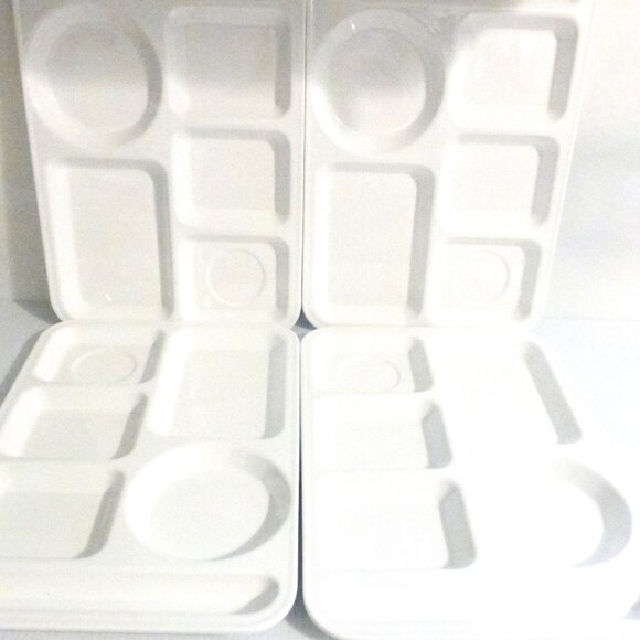 4x WHITE Texas Ware Melamine Ware DINNER TRAYS Vintage Serving Tray TV DINNER - Picture 1 of 4